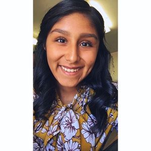 Meet your Posher, Lily